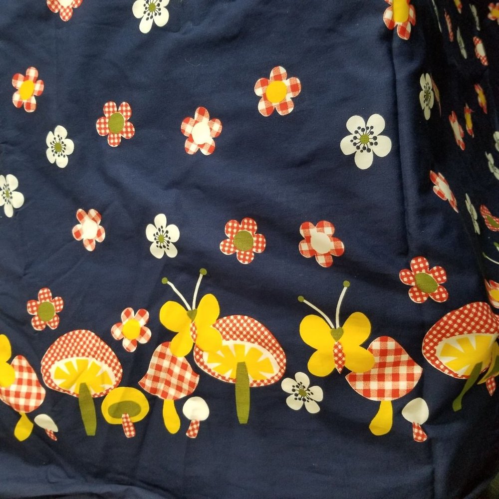 Vintage Mushroom Floral Flower Fabric Cloth Navy Yellow By the Yard 45 Inch Wide - Picture 4 of 8
